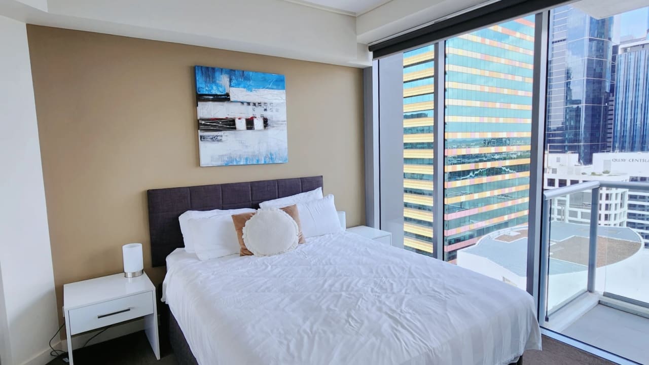 Furnished room in a flatshare