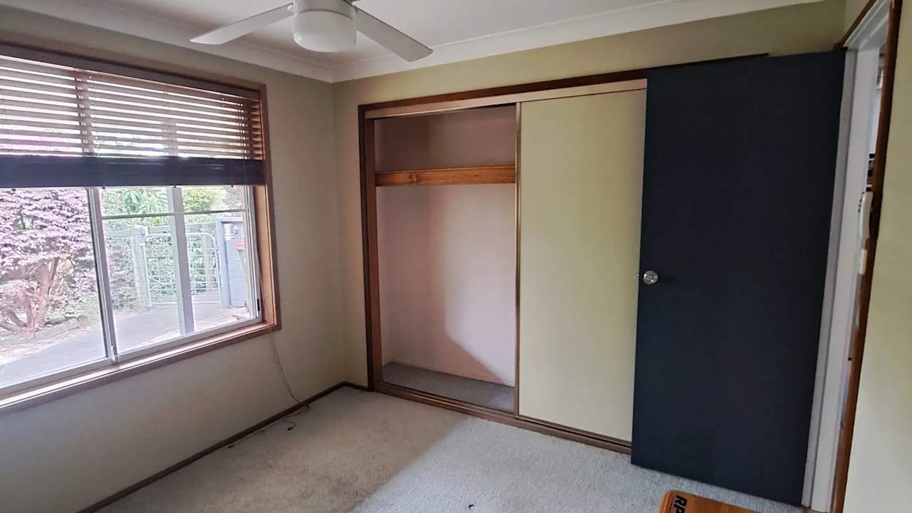 Room in a share house