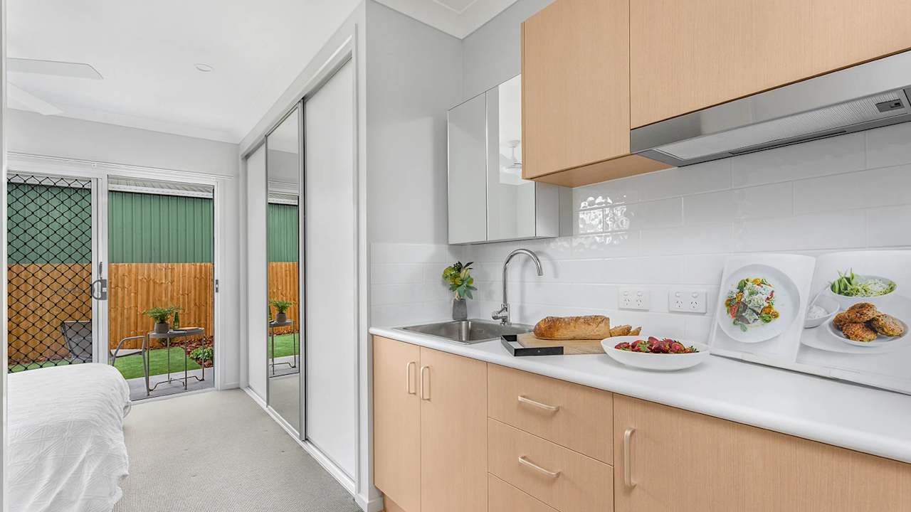 Furnished room studio flat for rent