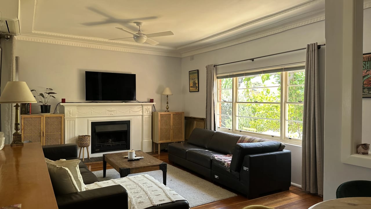 Furnished room in a share house