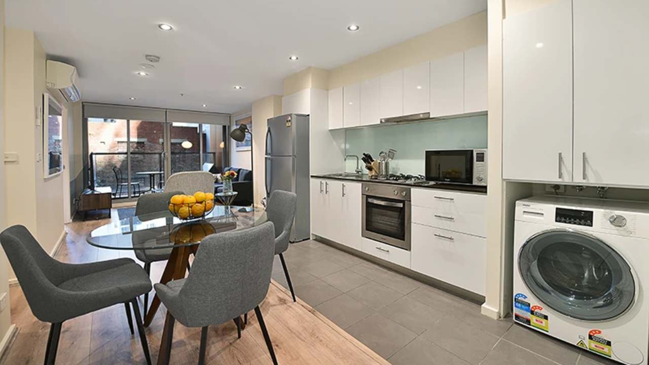 Whole property with 2 rooms for rent