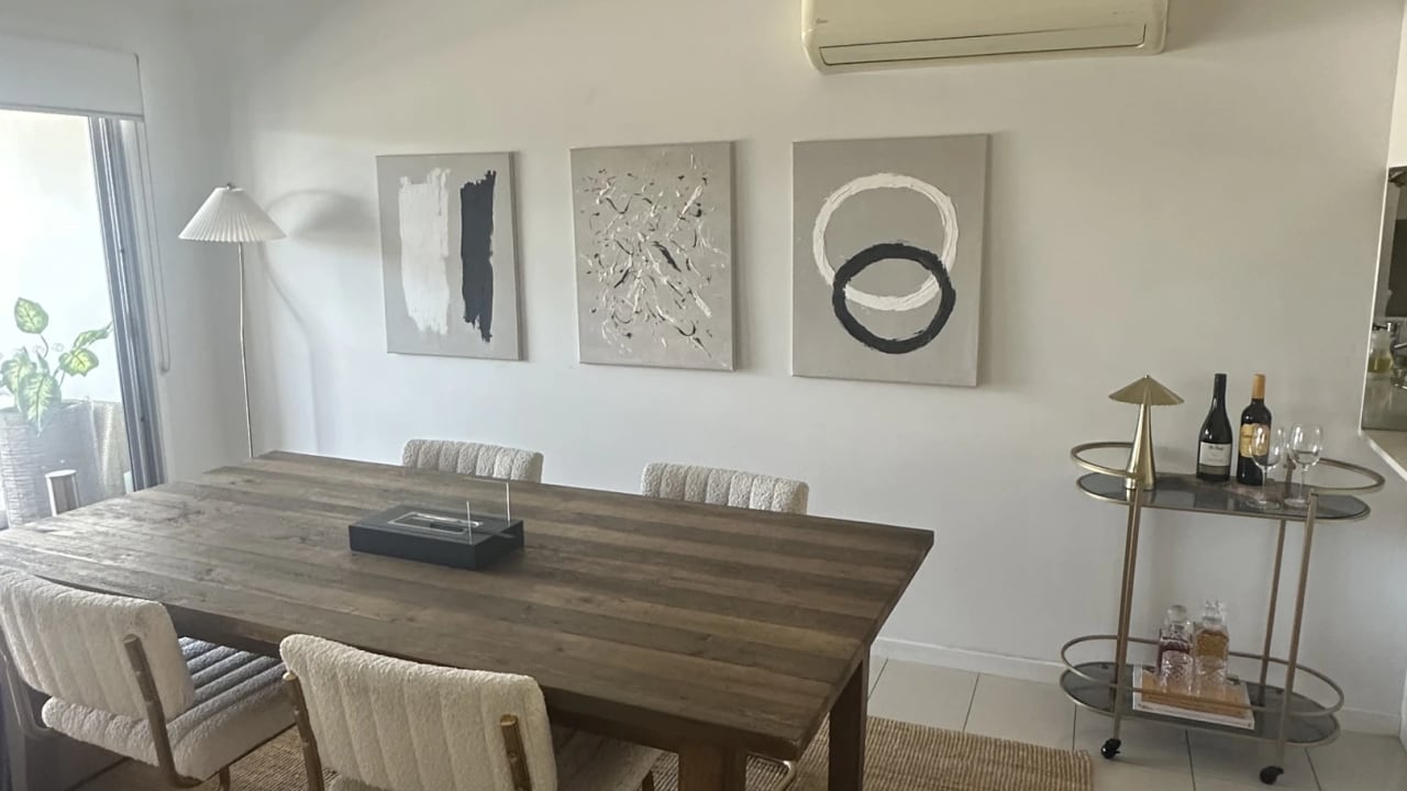 Furnished room with own bathroom