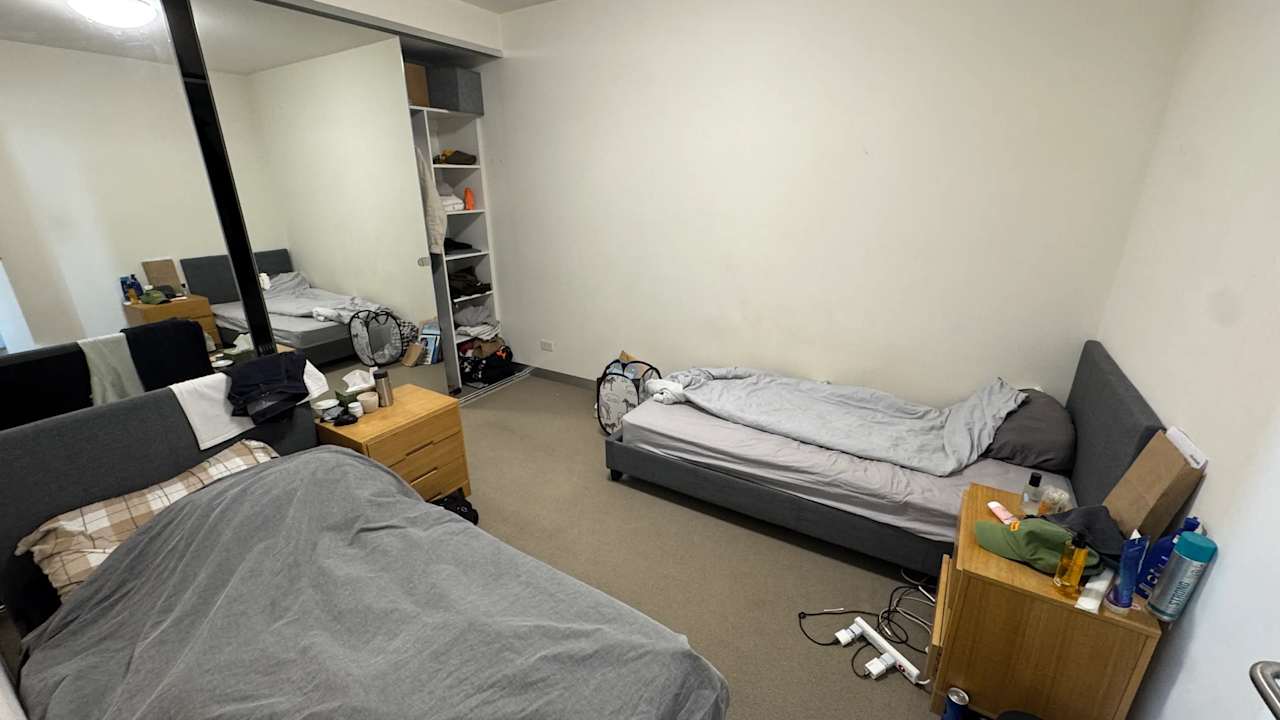 Furnished room in a flatshare