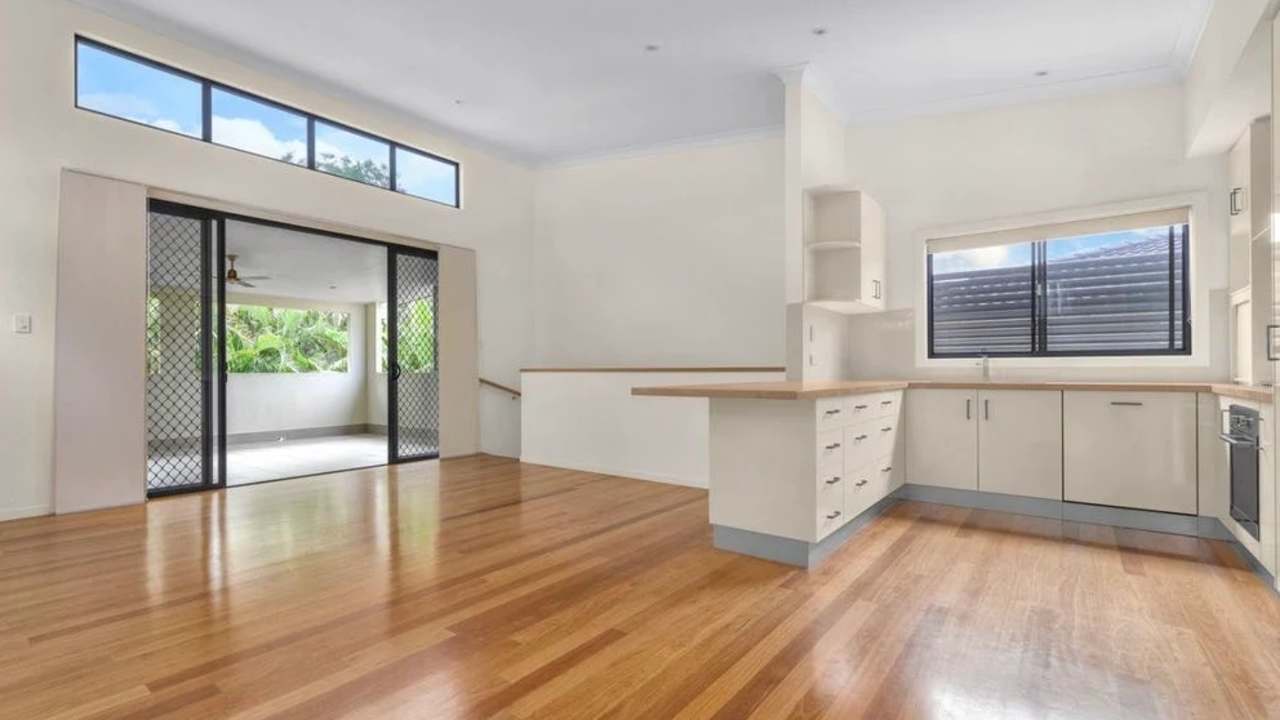 Unfurnished room in a flatshare