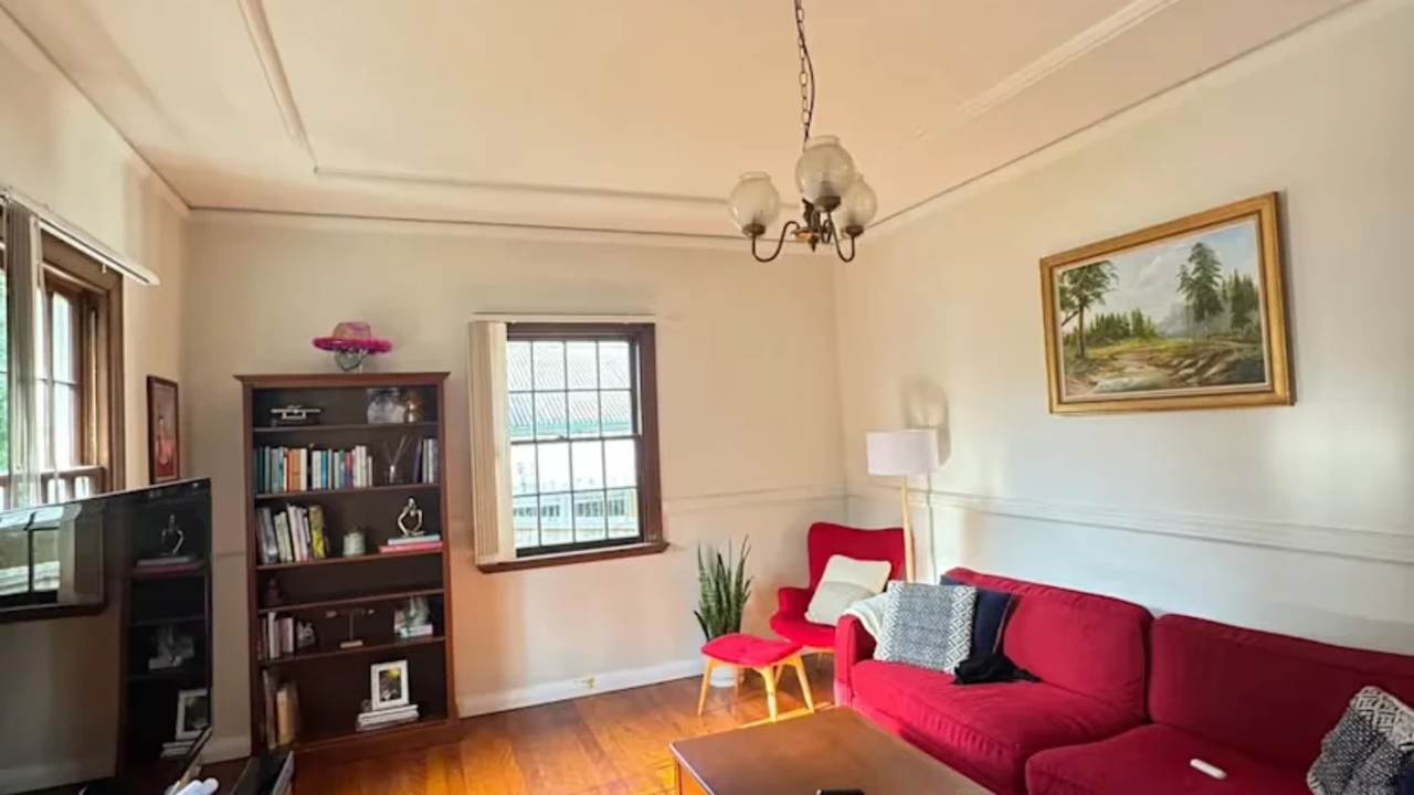 Unfurnished room in a share house