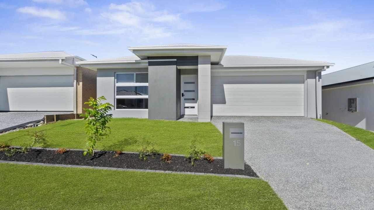 Furnished room with ensuite in a share house