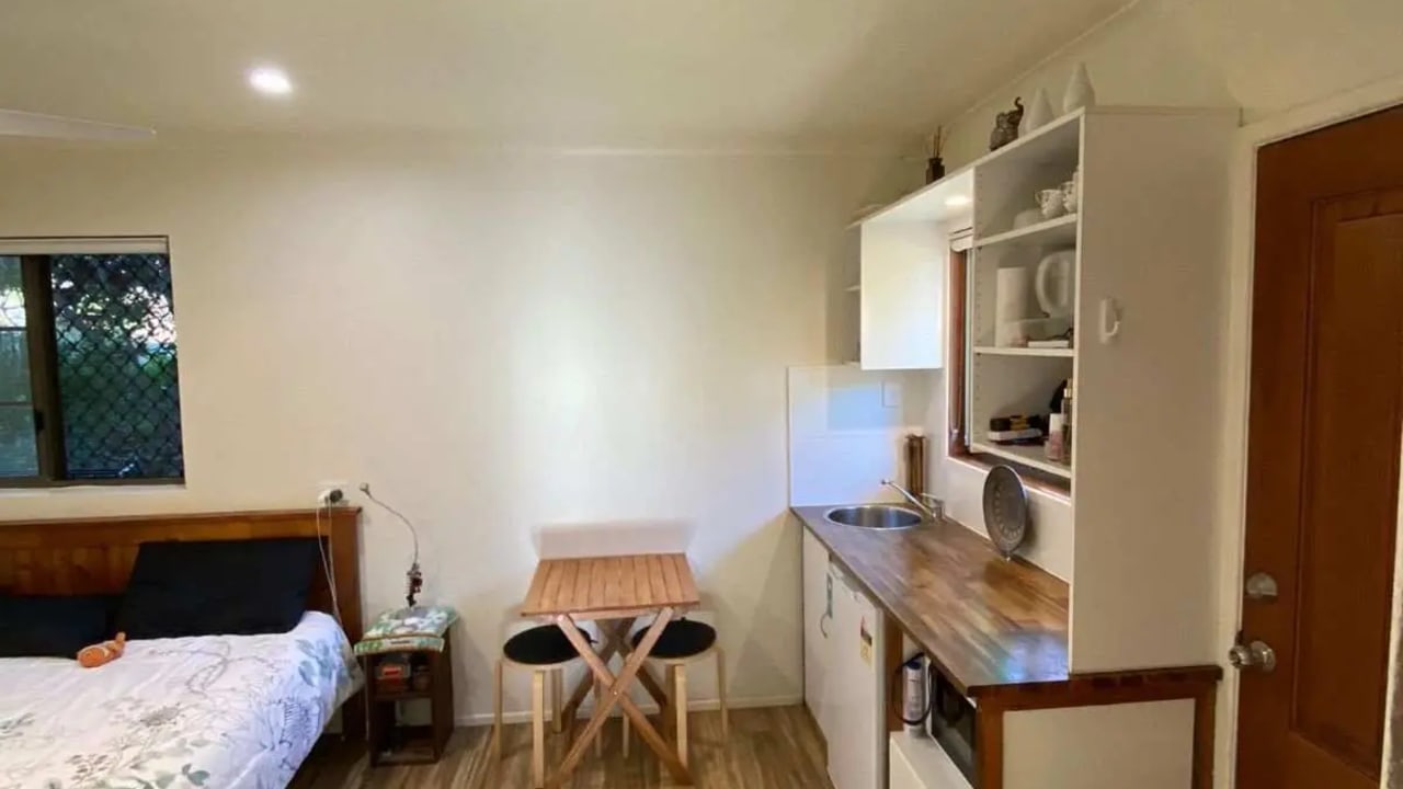 Furnished room granny flat for rent