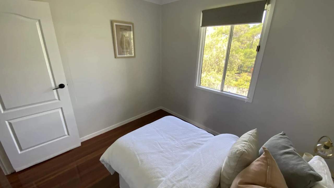 Room in a share house