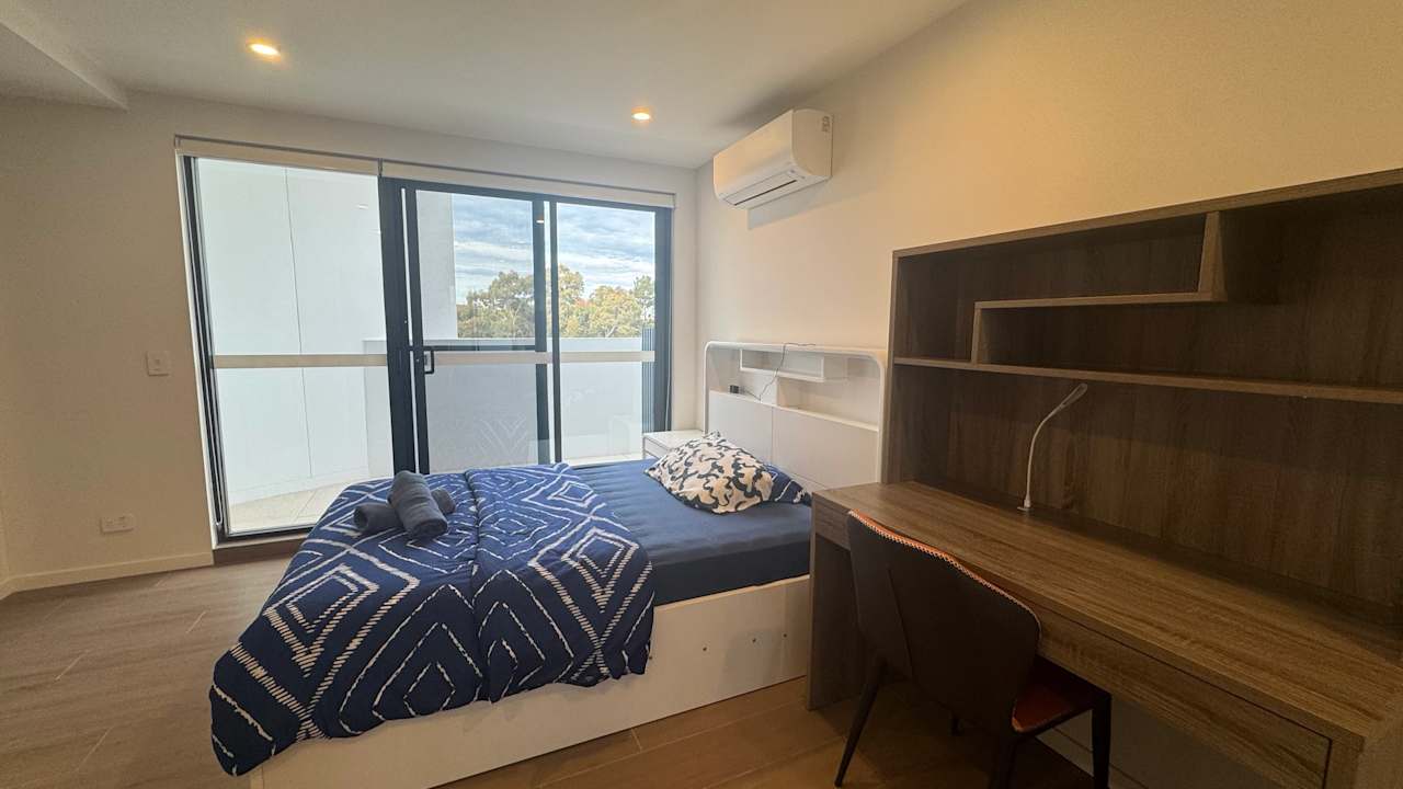 Furnished room studio flat for rent