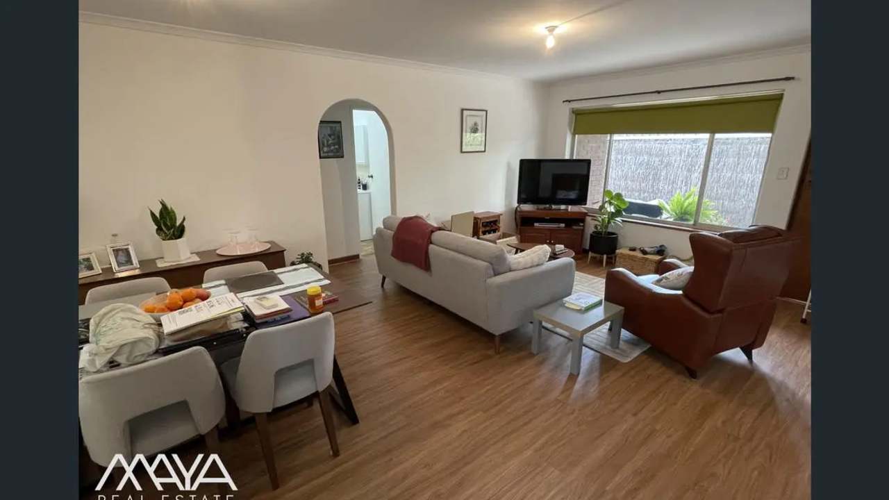 Whole property with 3 rooms for rent