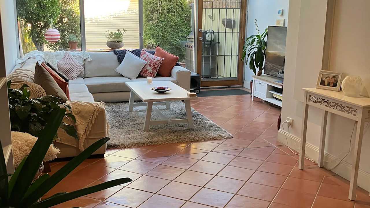Unfurnished room in a share house