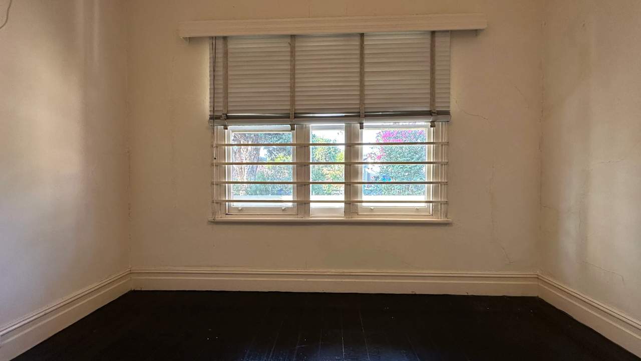 Unfurnished room in a share house