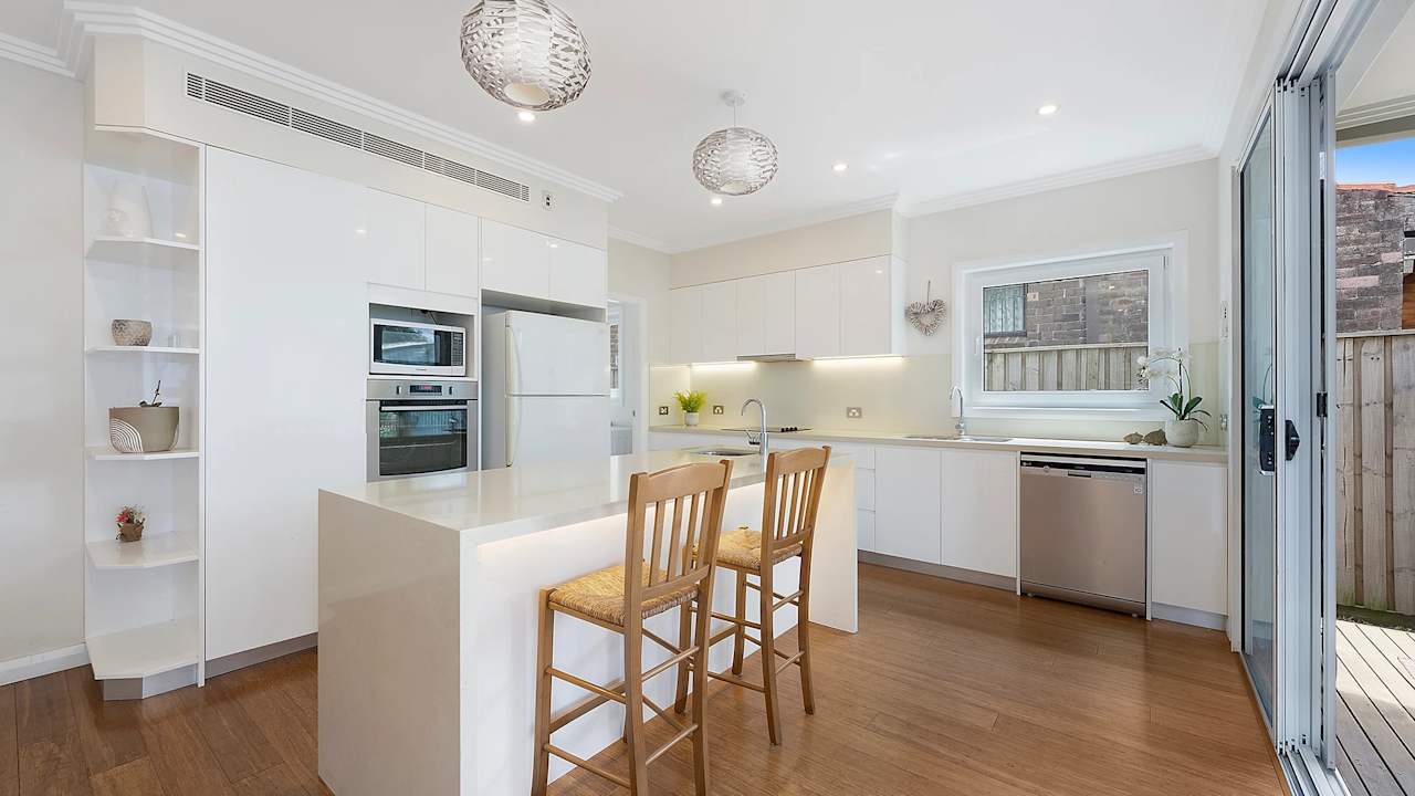 Unfurnished room in a share house