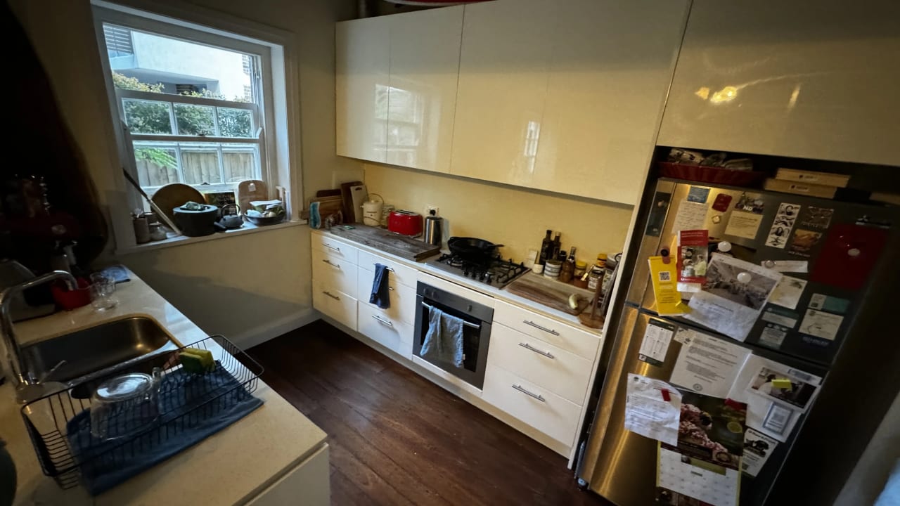 Unfurnished room in a flatshare