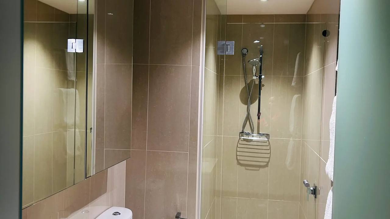 Room studio flat for rent