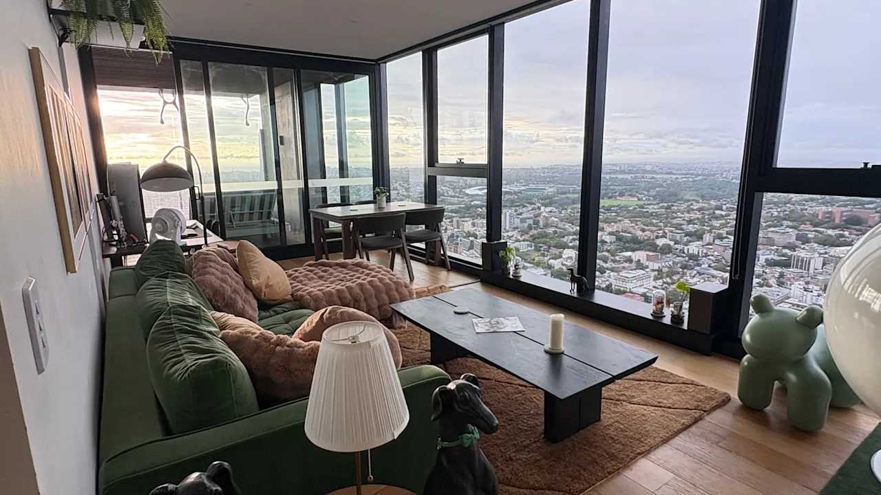 Unfurnished room with ensuite in a flatshare