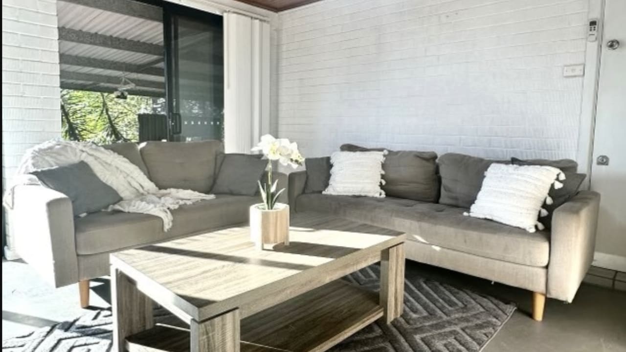 Furnished room studio flat for rent