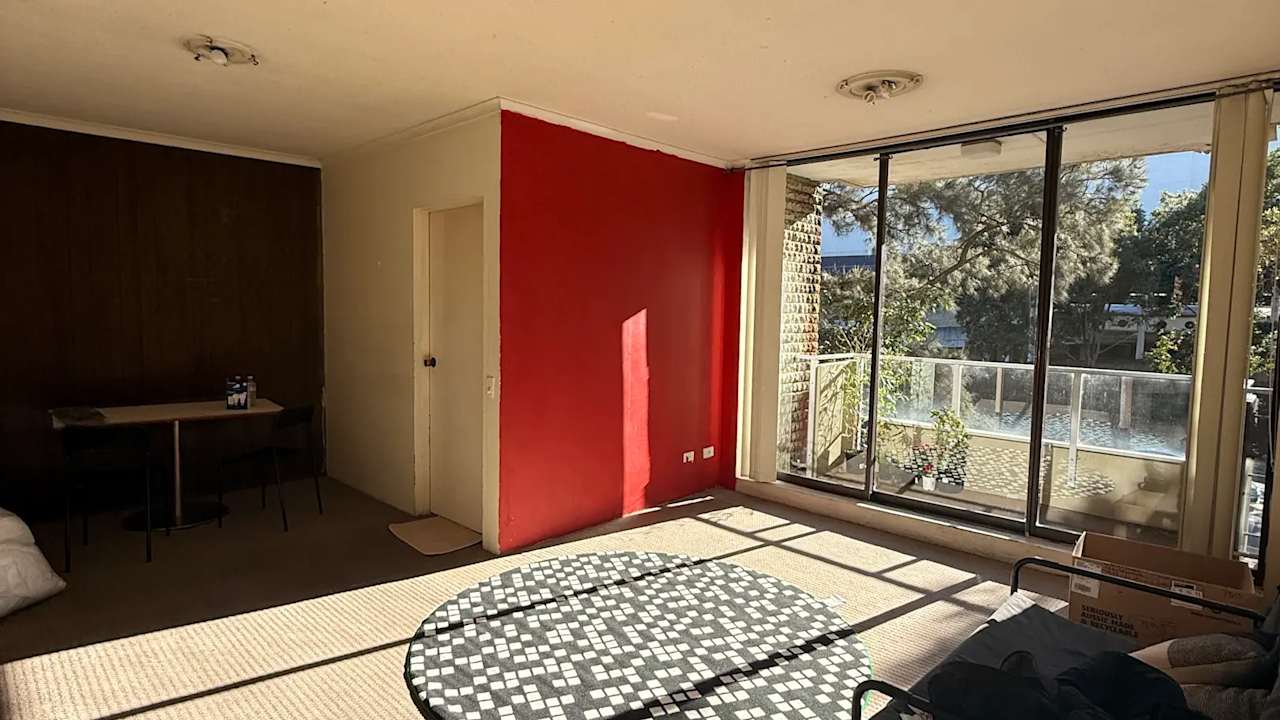 Furnished room in a flatshare