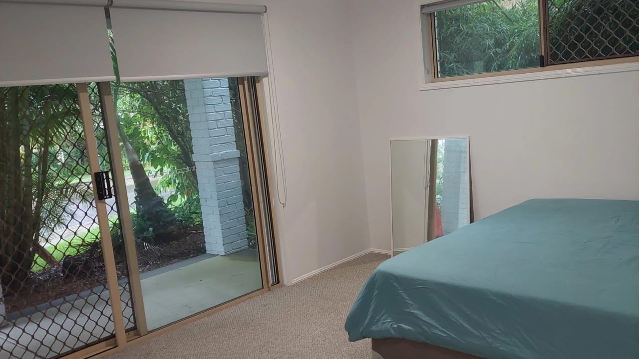 Furnished room with own bathroom