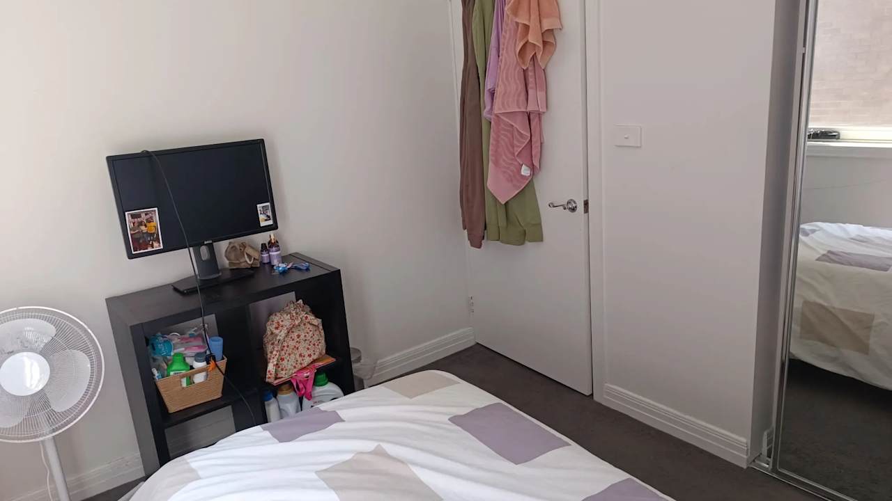 Furnished room in a flatshare