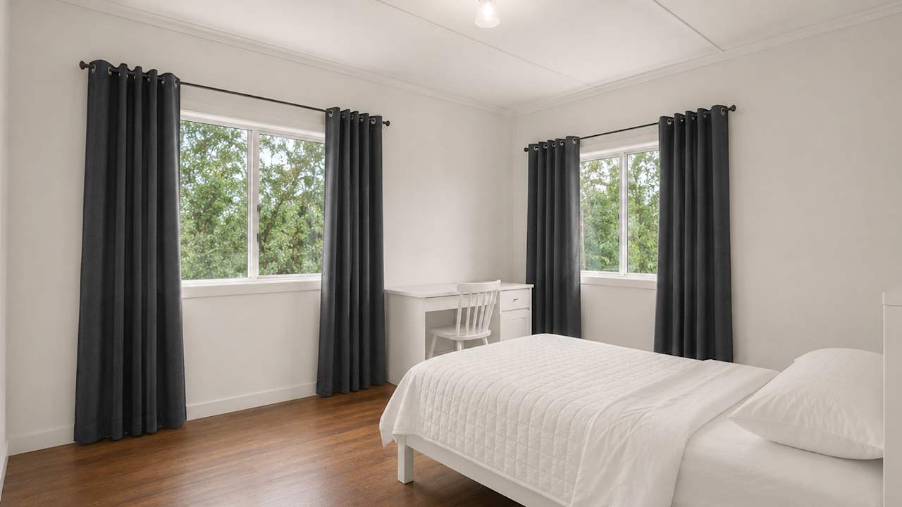 Furnished room in a share house