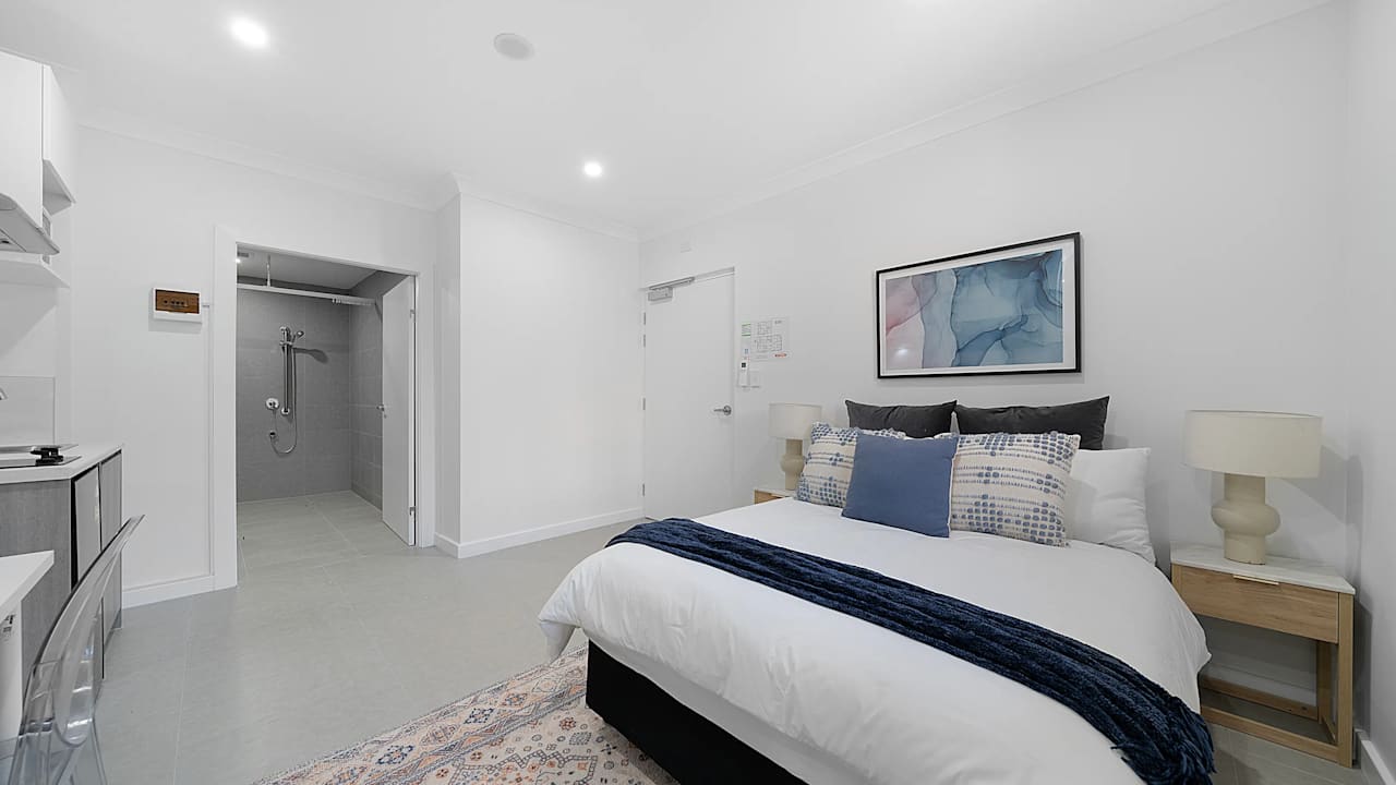 Room studio flat for rent