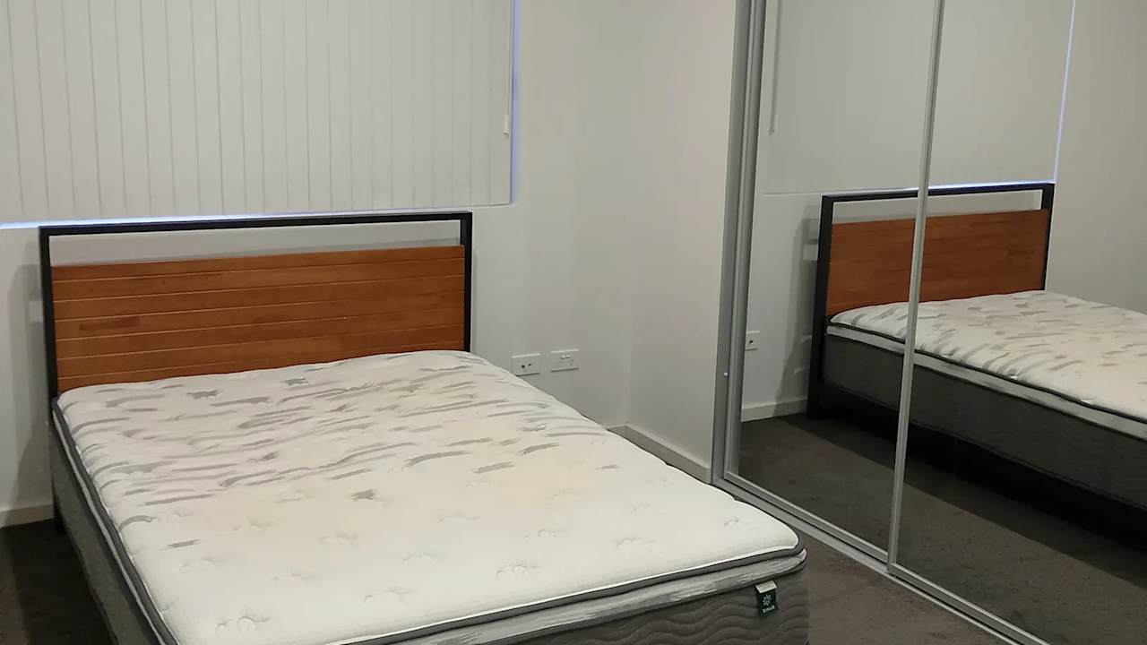 Room with ensuite in a flatshare