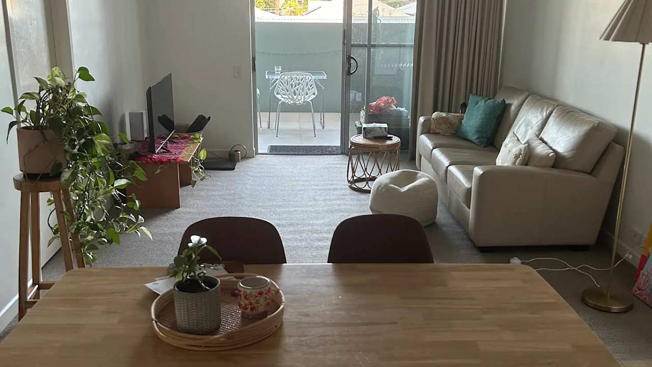 Unfurnished room with own bathroom