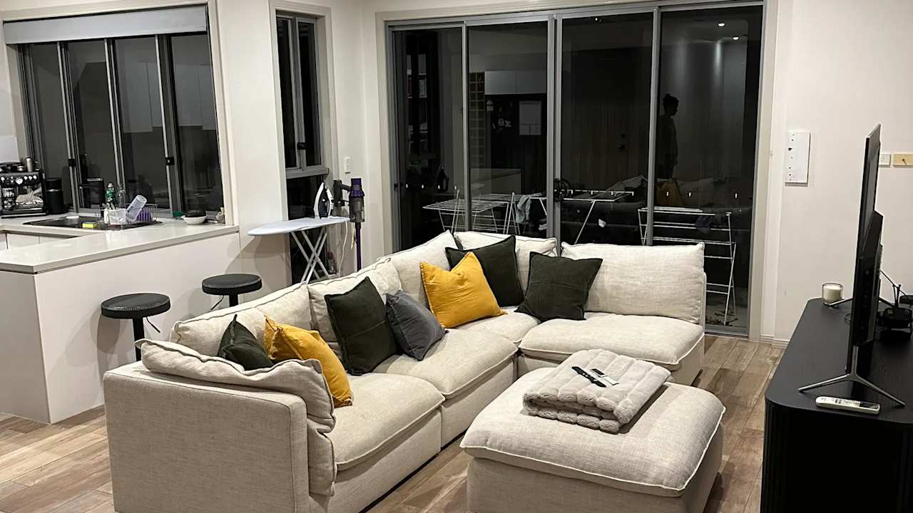 Unfurnished room in a share house
