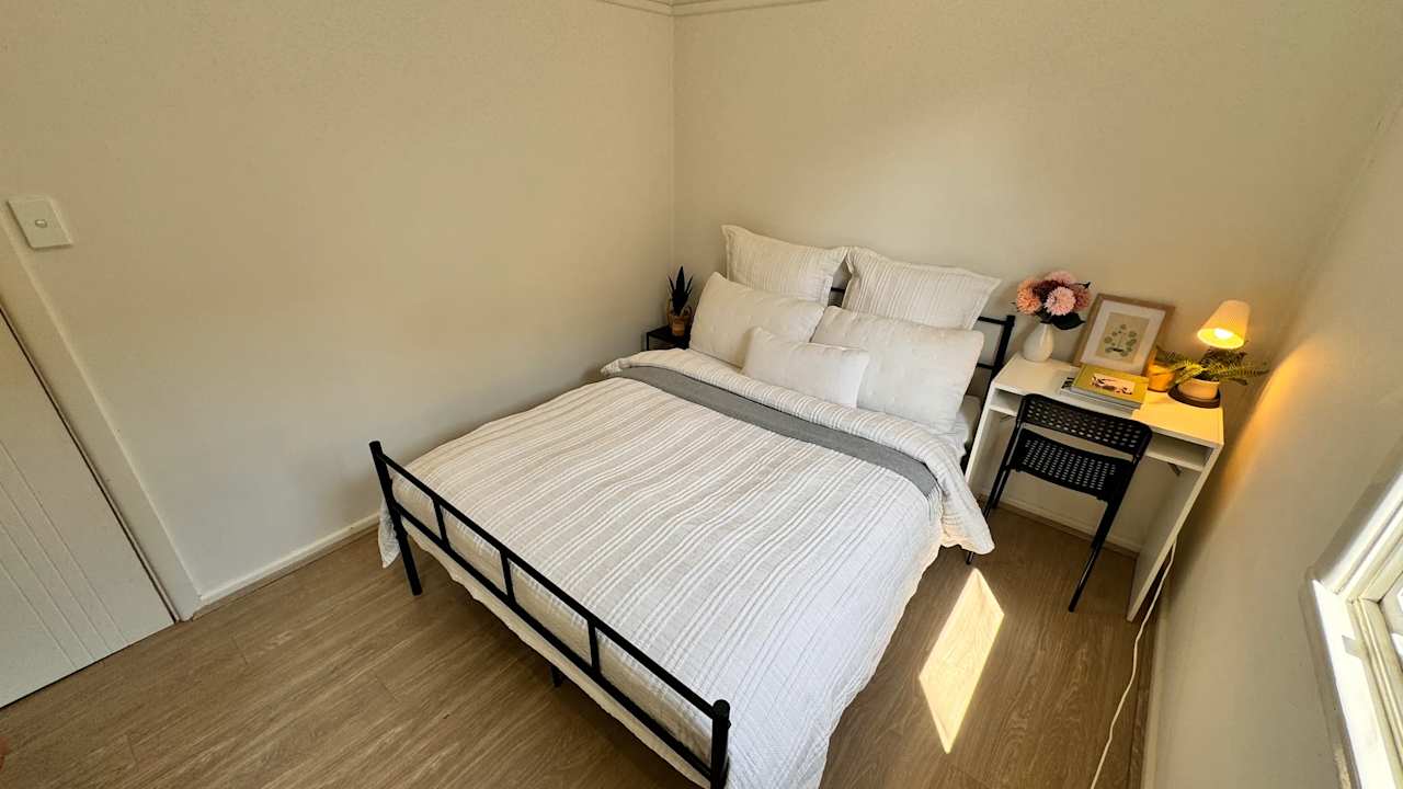 Whole property with 5 rooms for rent