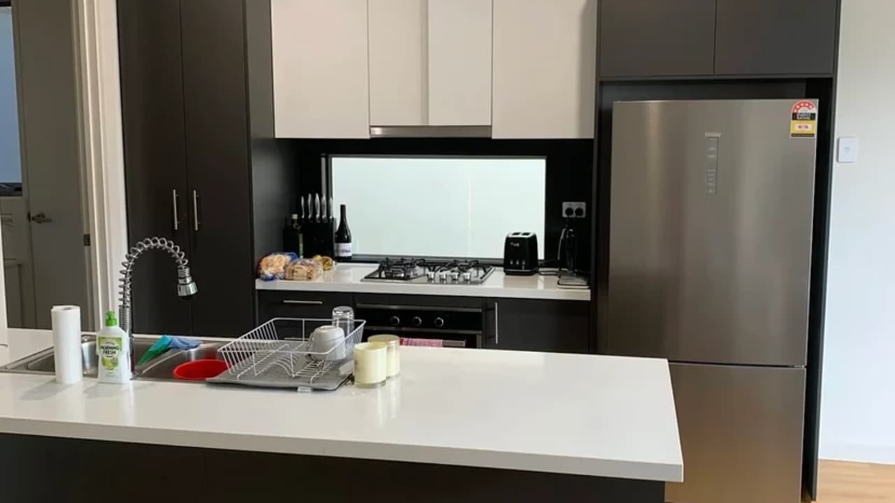 Unfurnished room in a share house