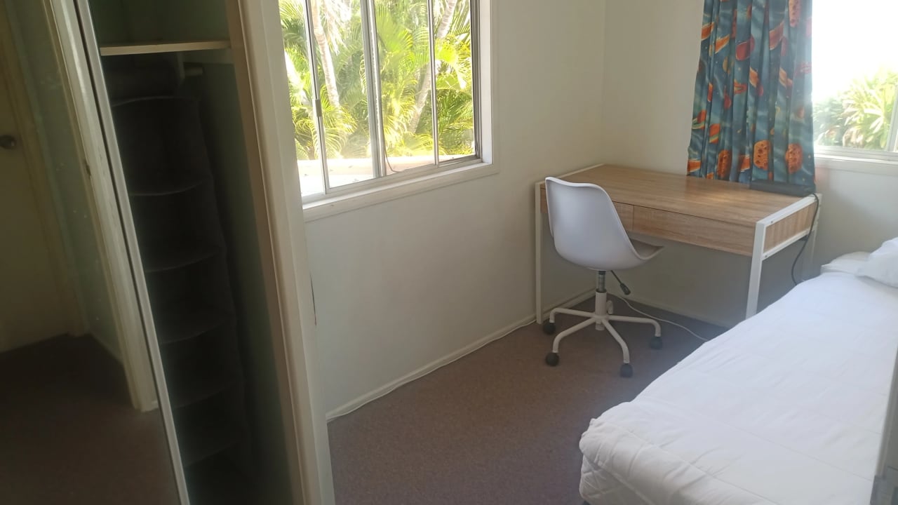 Furnished room in a share house