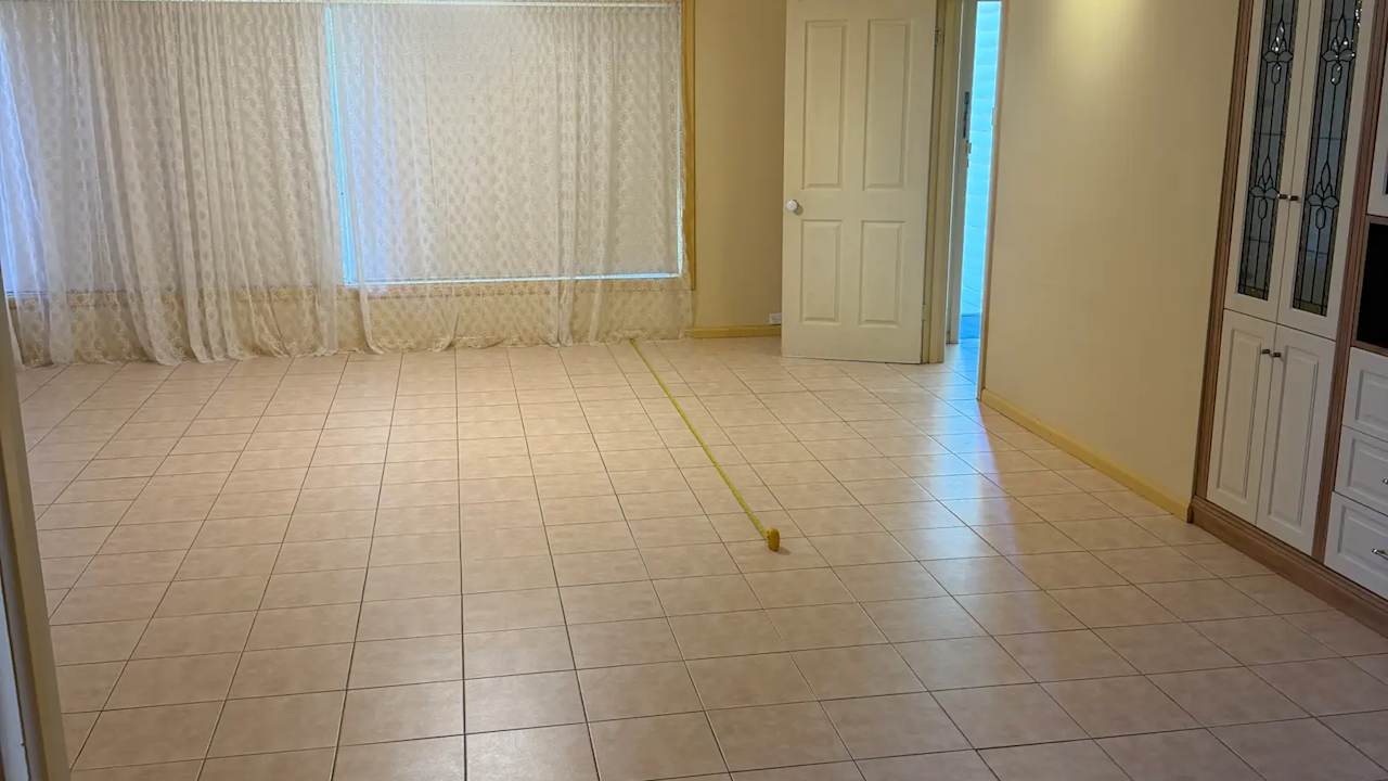 Room in a share house