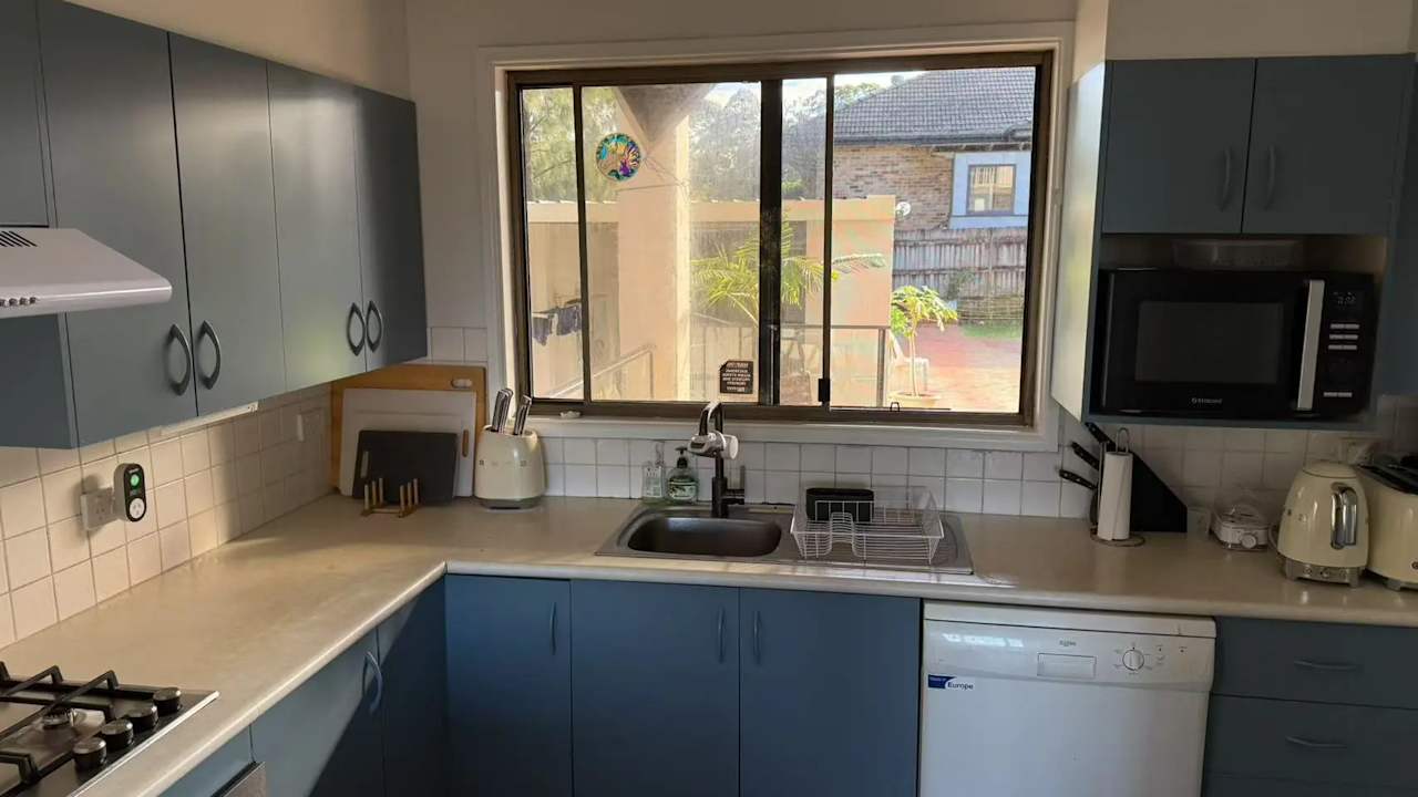 Furnished room with own bathroom