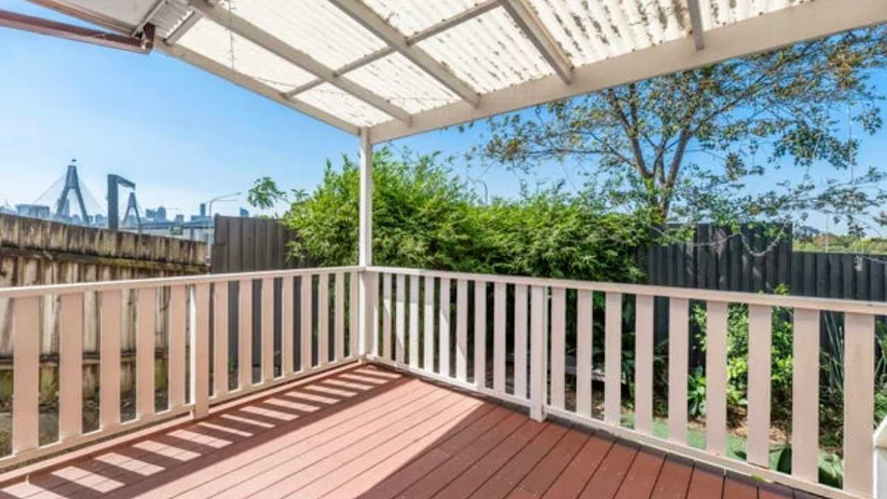 Furnished room with ensuite in a share house