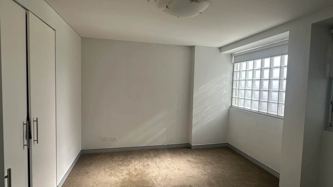 Room in a share house