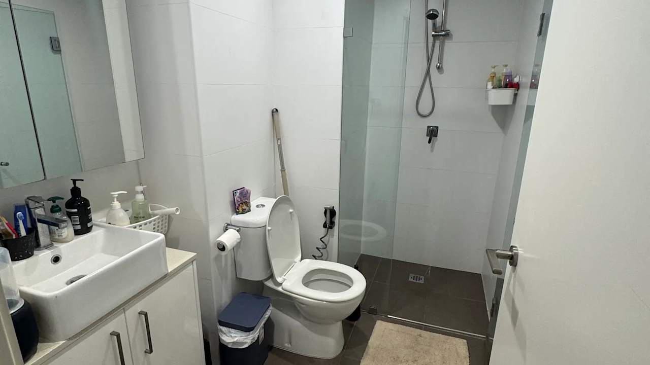 Furnished room in a share house