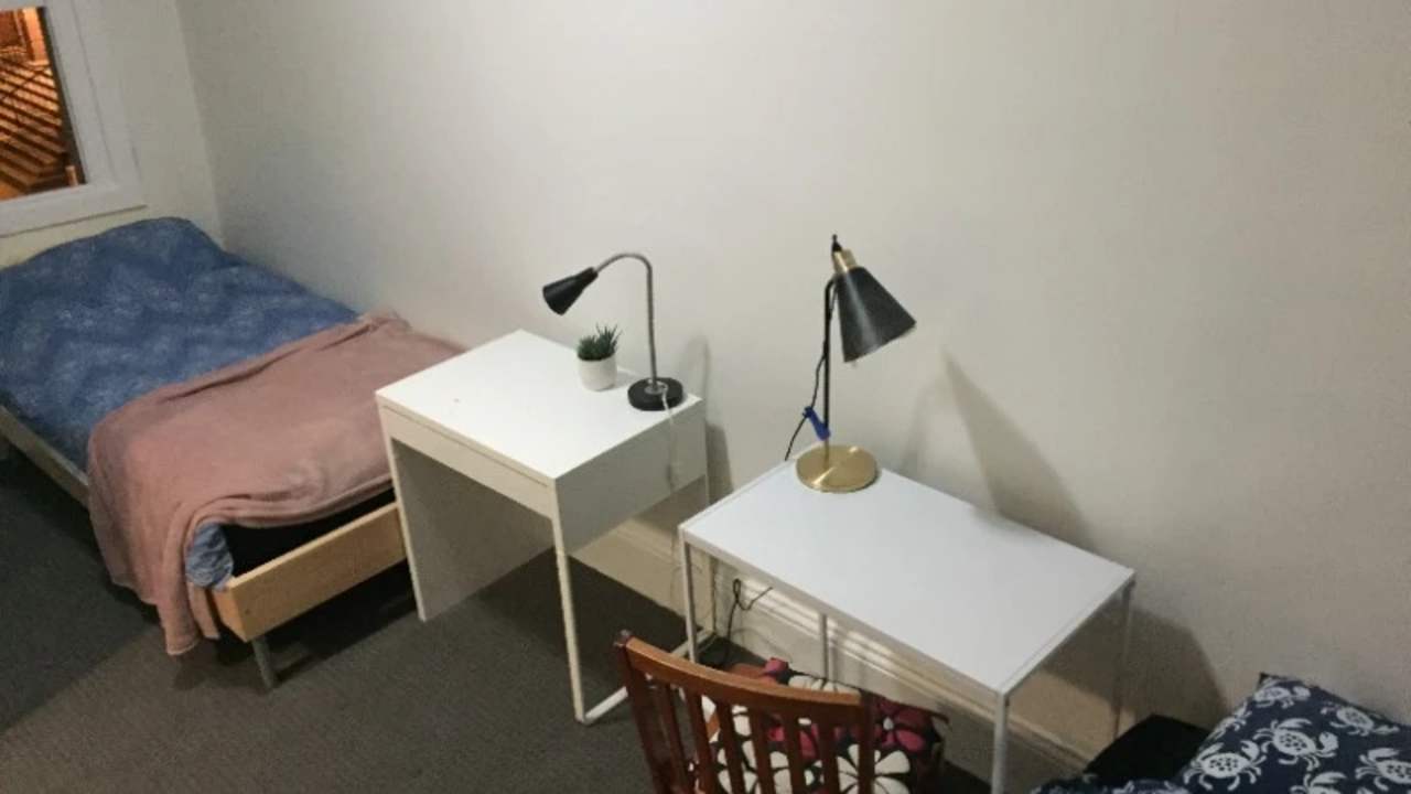 Furnished room in a share house