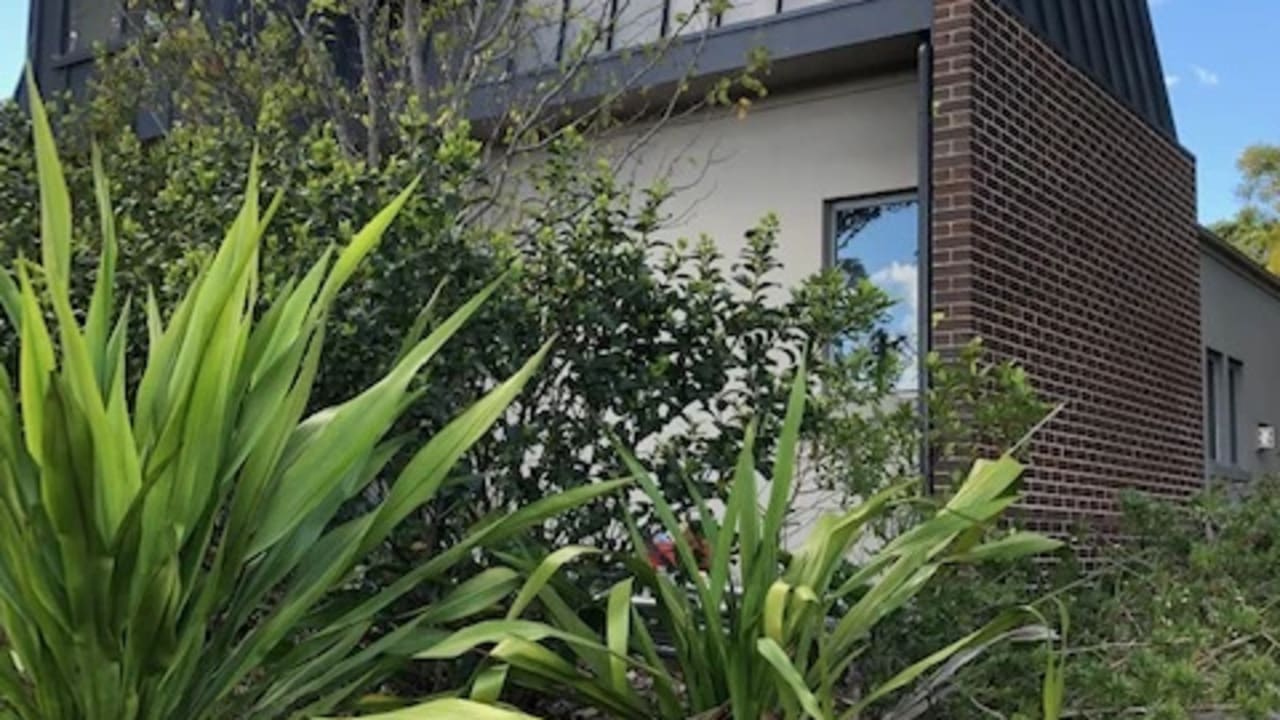 Furnished room granny flat for rent