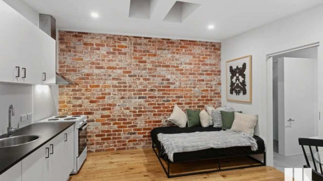Furnished room granny flat for rent