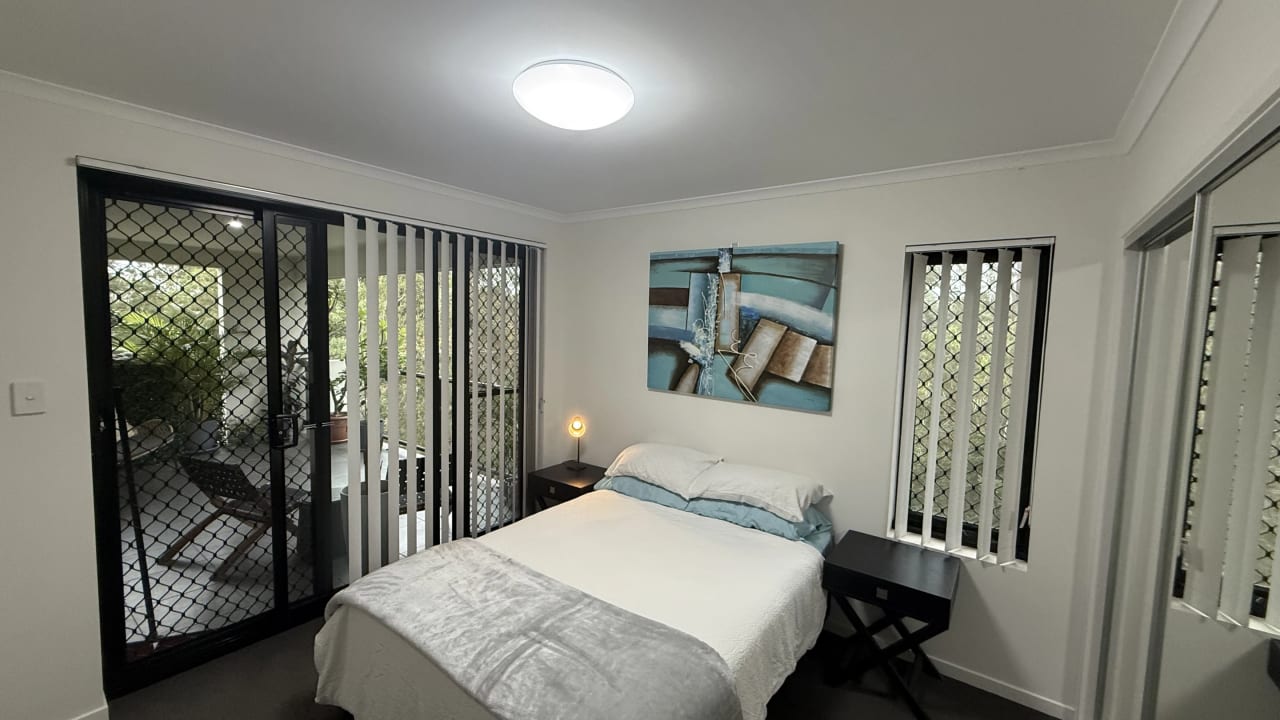 Furnished room with own bathroom