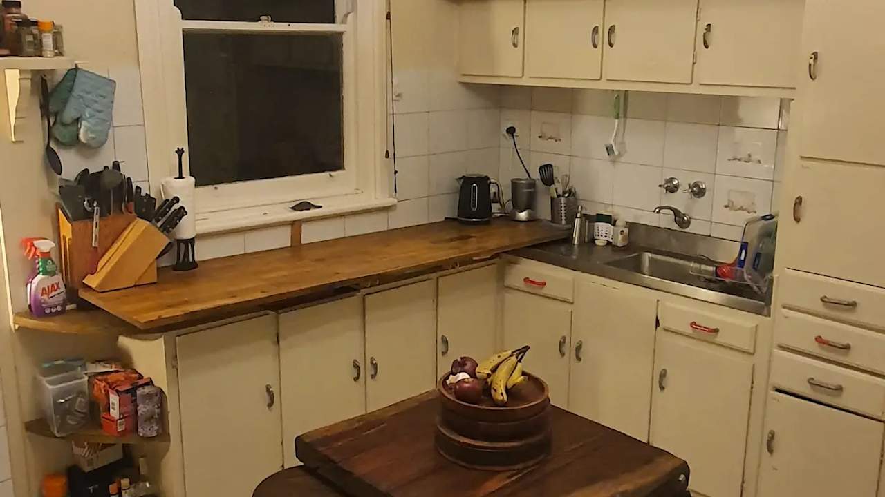 Furnished room in a share house