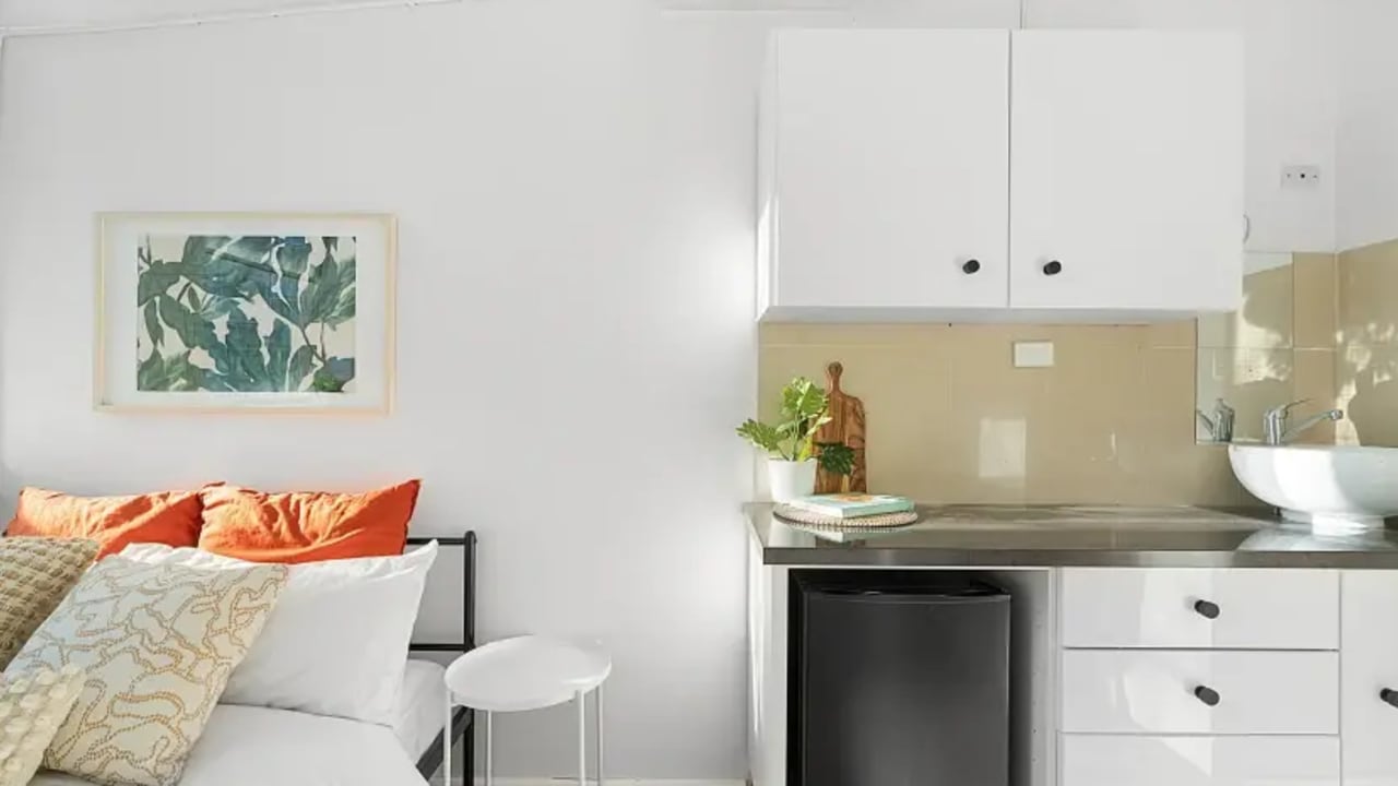Room with ensuite in a share house
