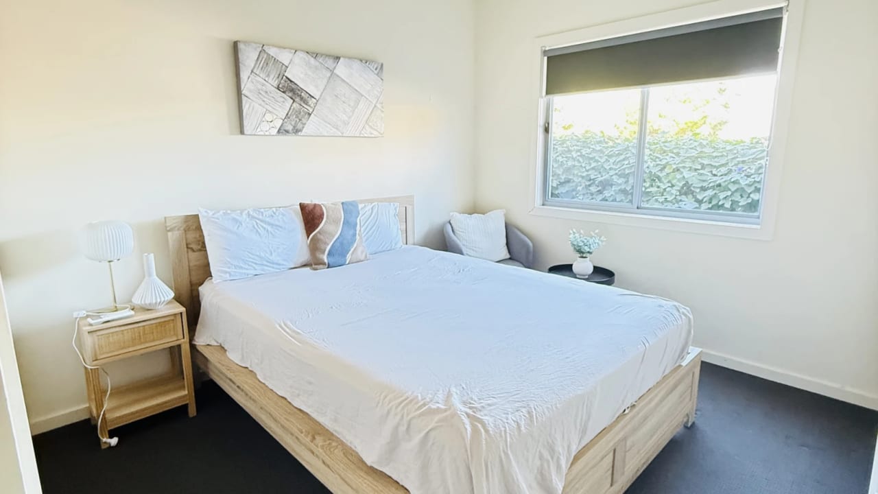 Furnished room with ensuite in a share house