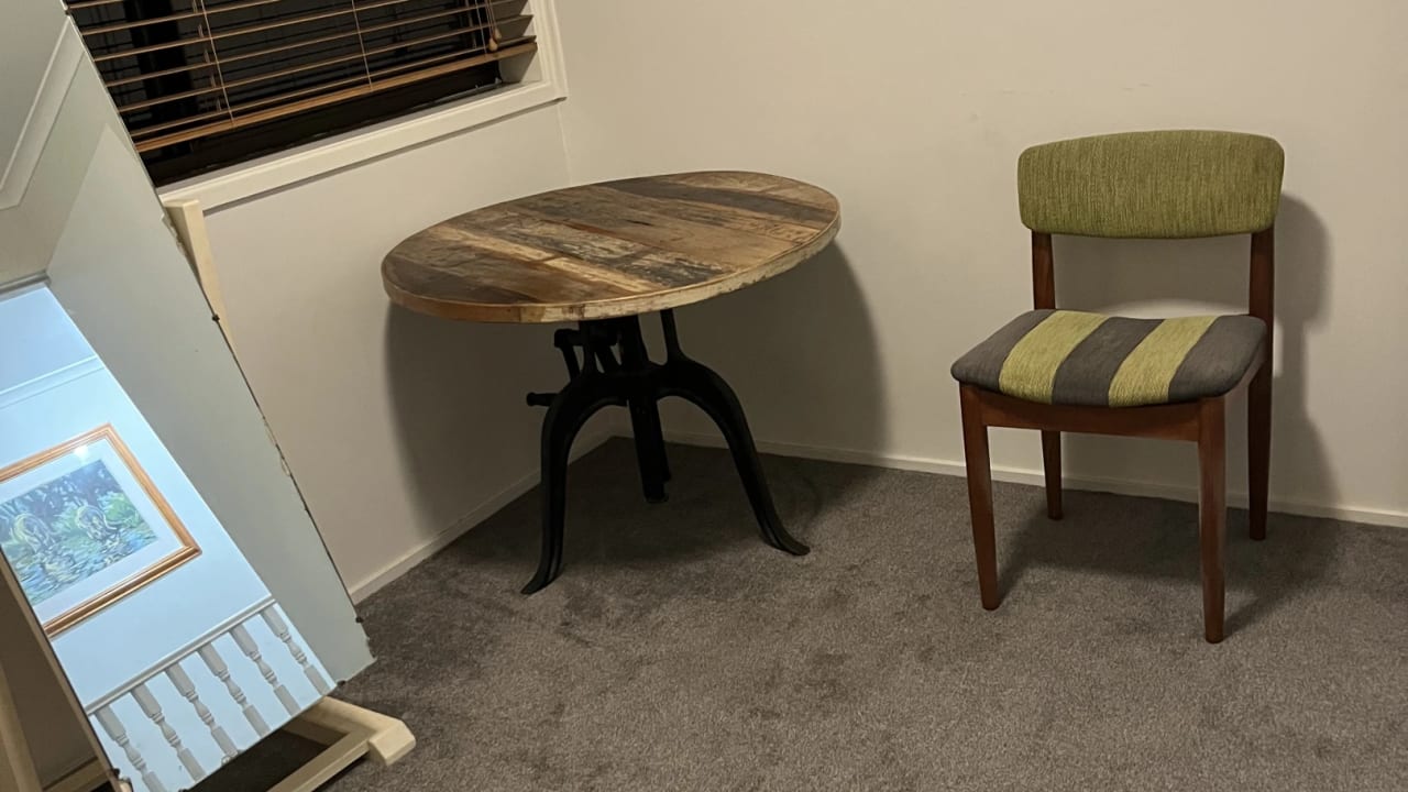 Unfurnished room in a flatshare