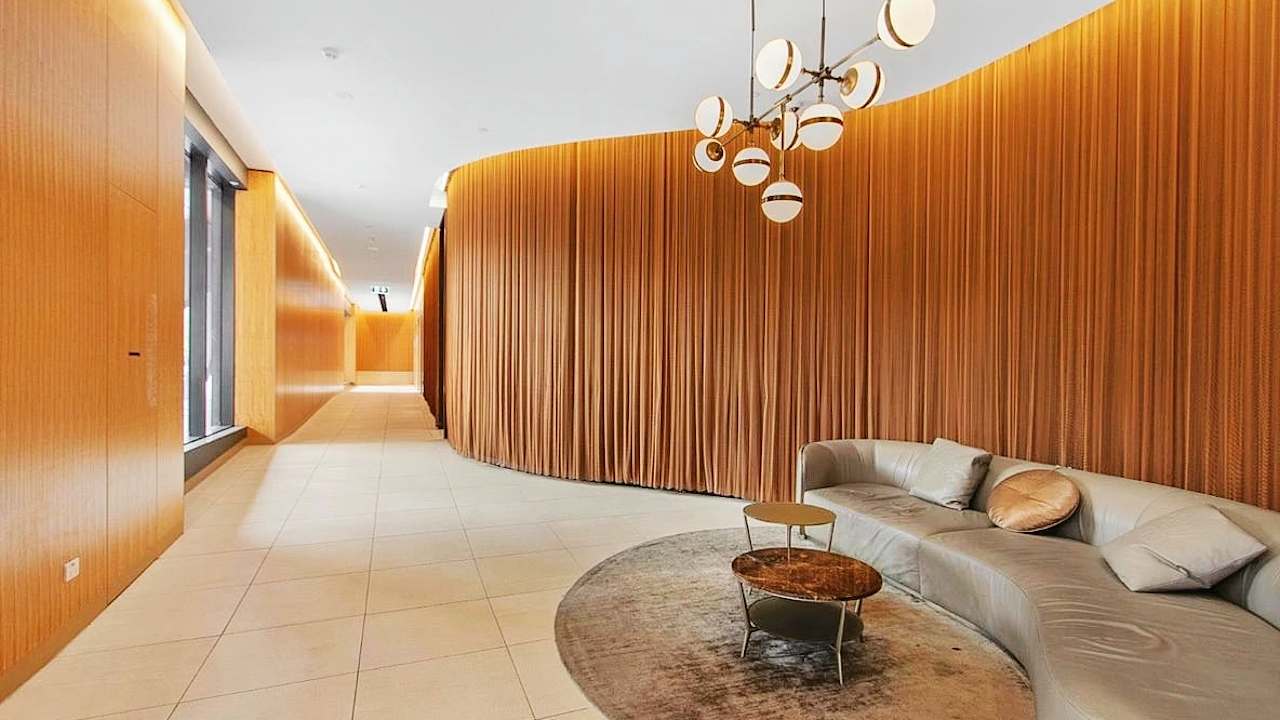 Whole property with 2 rooms for rent