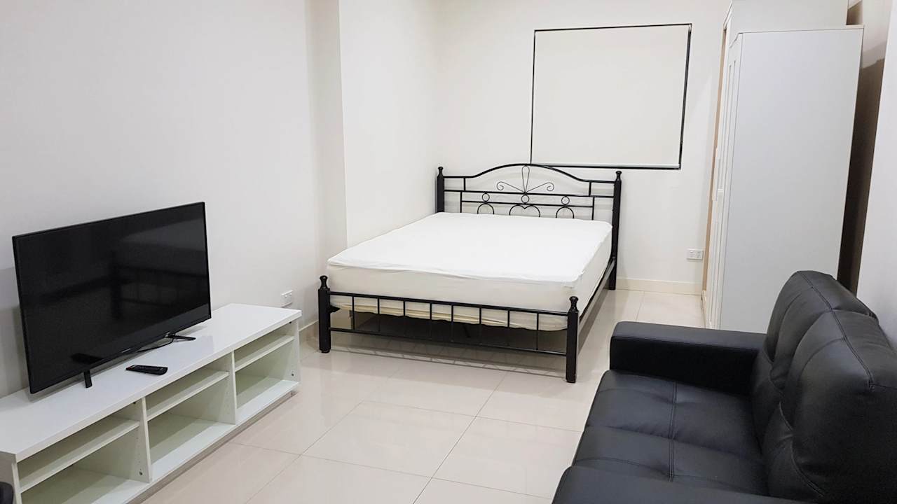 Furnished room with own bathroom