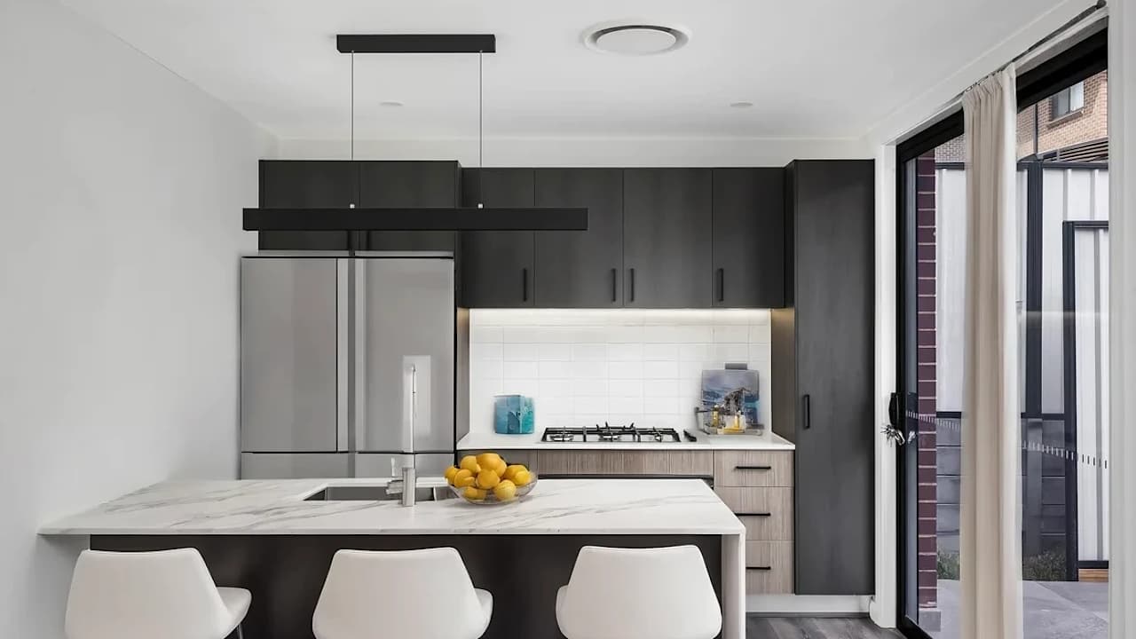 Furnished room in a share house