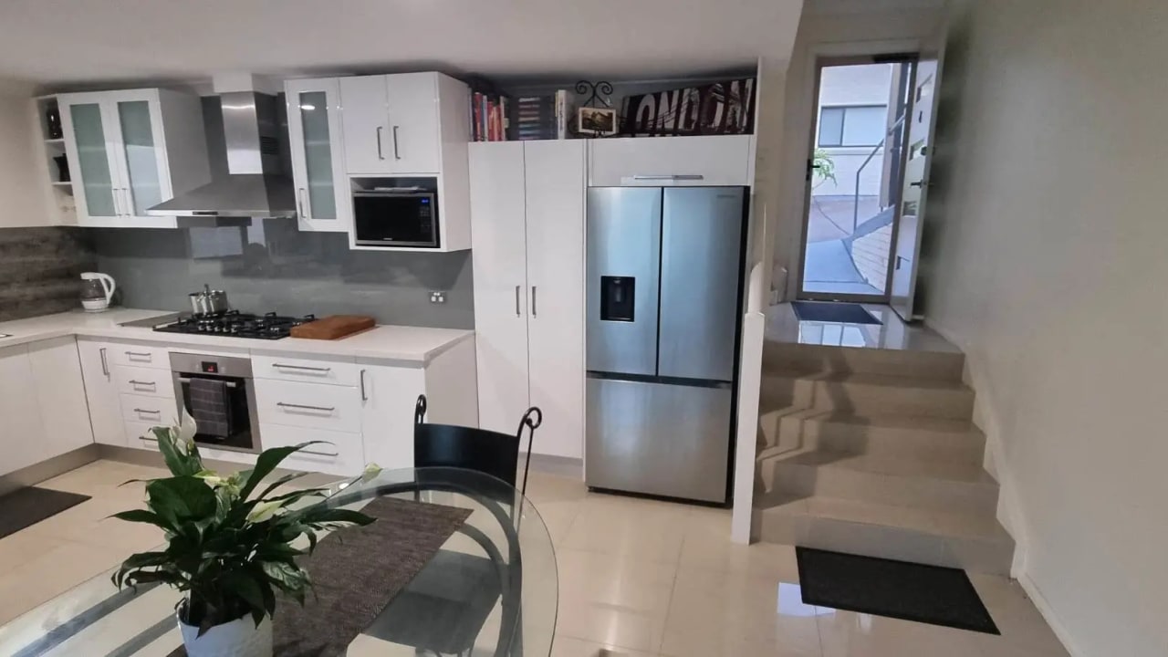 Room in a share house