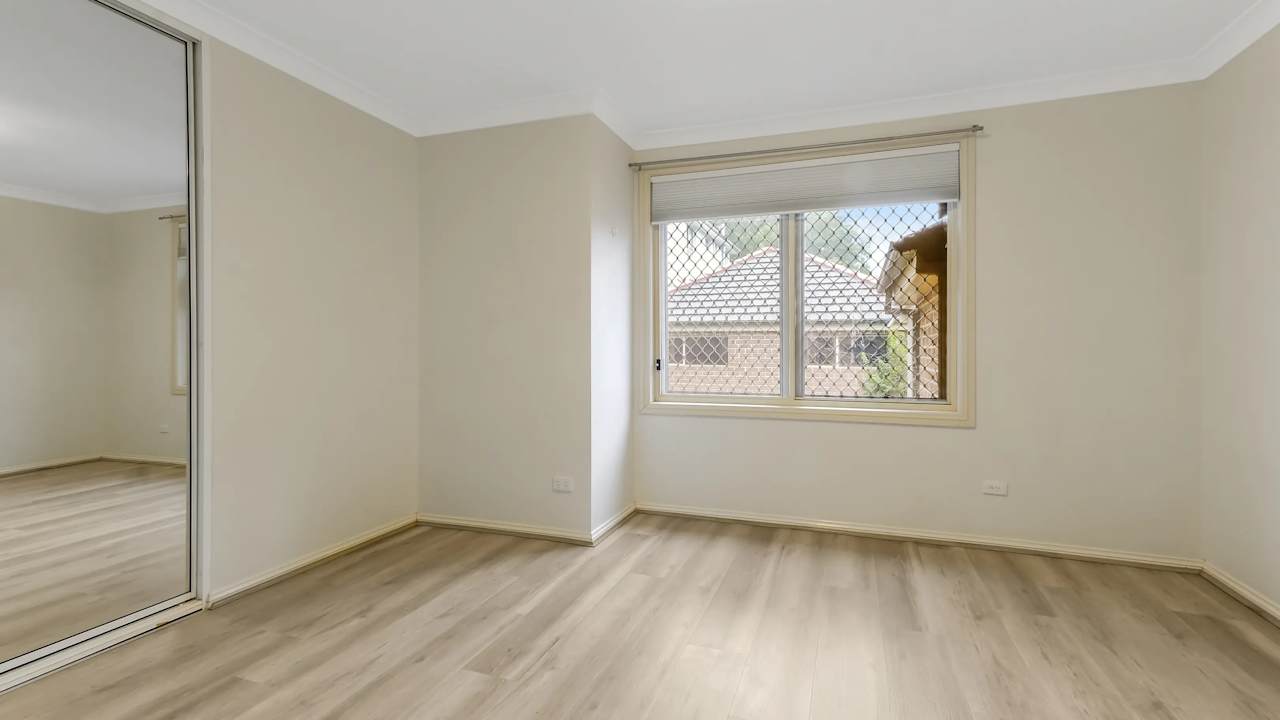 Unfurnished room in a share house